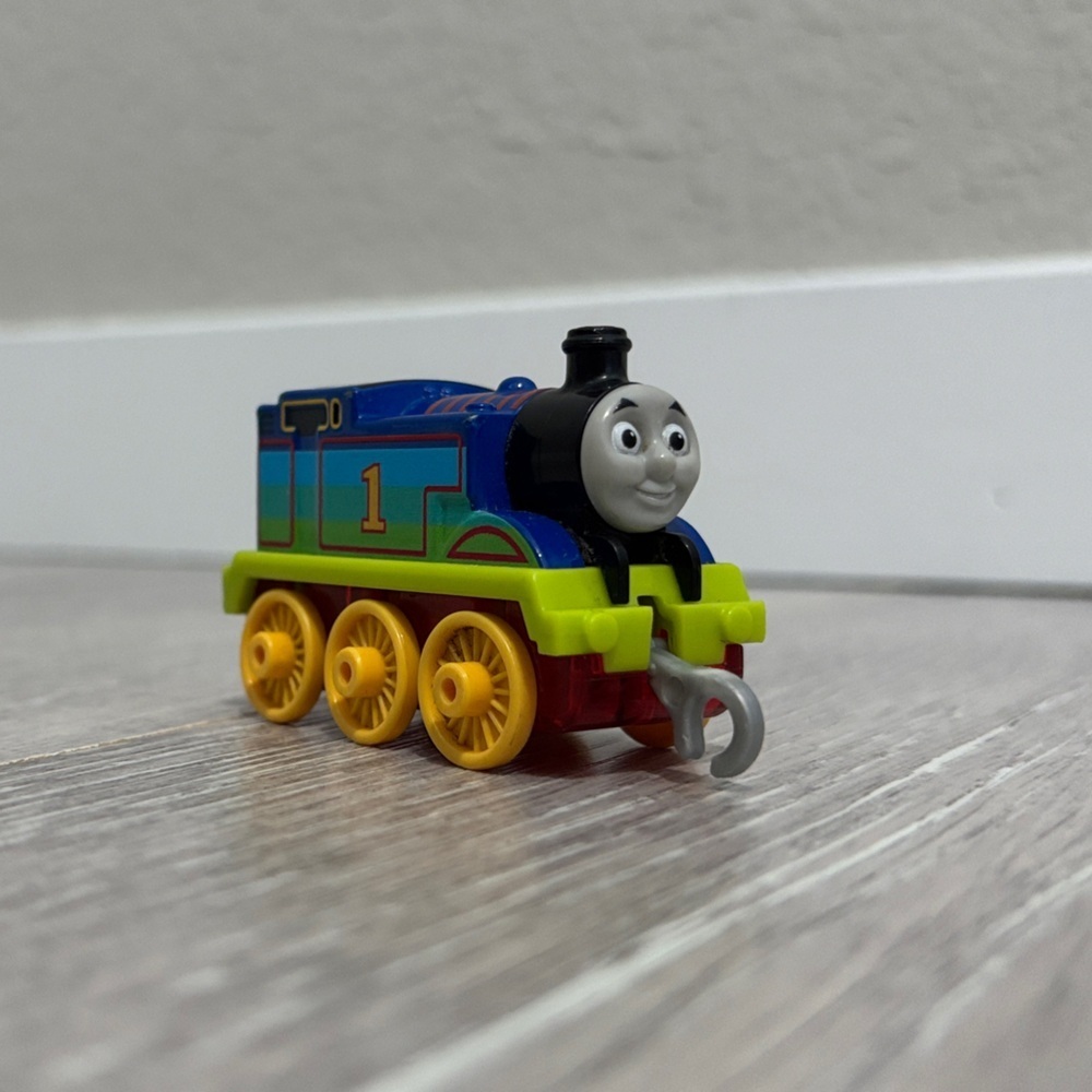 Thomas & Friends Rainbow Thomas